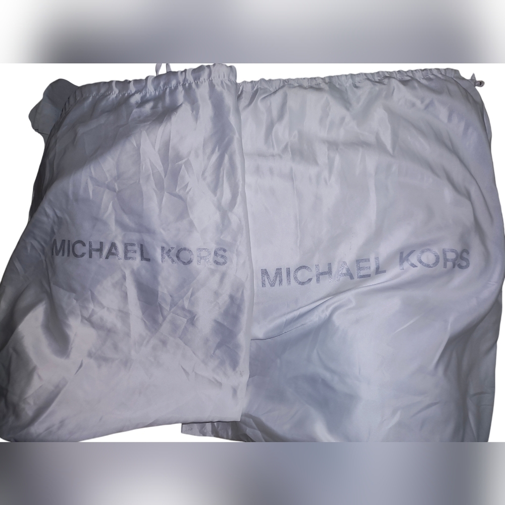 MK dust bag set of 2 medium and large